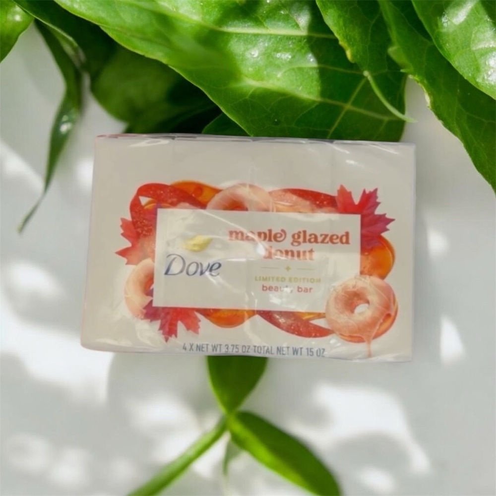 BNIB Dove Maple Glazed Donut Beauty Bar - 4 pack